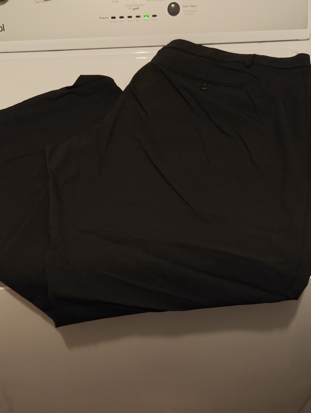 GAP Men's Black Dress Pants - Classic Tailored Style